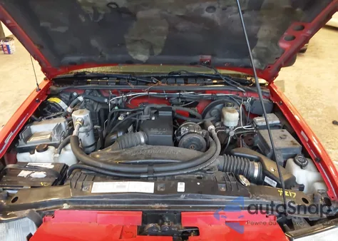 2000 GMC Sonoma Sls z USA, uszkodzony, nr VIN 1GTCS1458YK235703